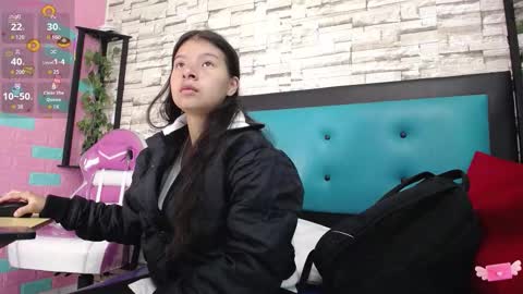  MAILY CAN  online show from October 20, 12:52 pm