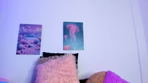 mai  online show from March 2, 7:09 pm