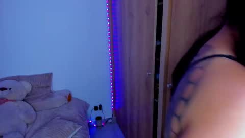 majito online show from February 23, 1:17 am