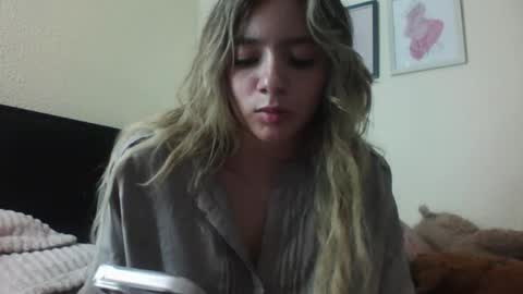 majo_gomezz online show from February 3, 2:53 am