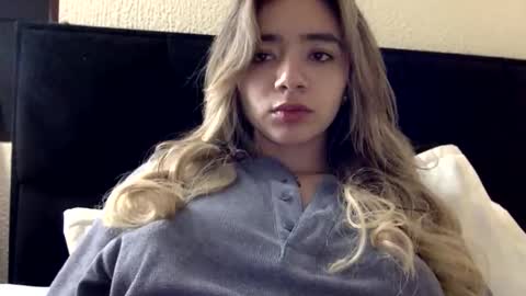 majo_gomezz online show from April 6, 1:38 am