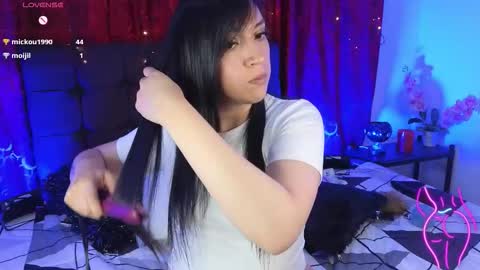 Celeste Bonet  online show from November 21, 4:53 pm