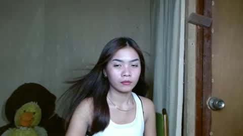 makeme_wettt online show from February 17, 7:58 am