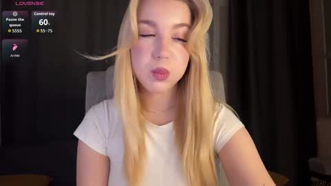 maksisisia online show from February 20, 3:57 pm