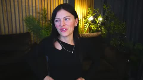 maleficentcrown online show from November 3, 8:40 am