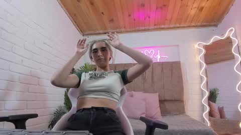 Malory  online show from February 15, 12:22 pm