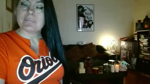 mandaloriangirlsfight online show from April 5, 9:03 pm