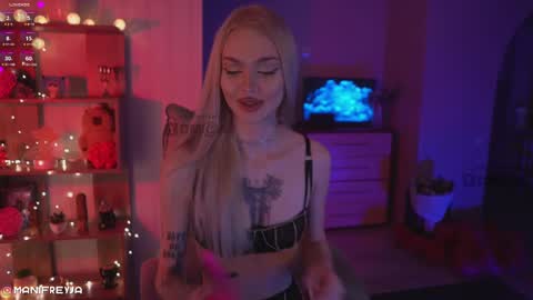 Amelie online show from March 12, 8:31 pm