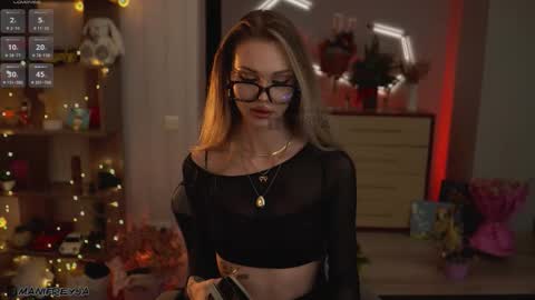 Amelie online show from December 22, 9:29 pm