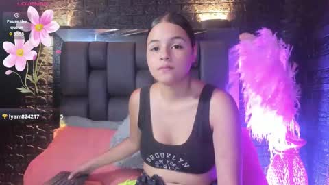 maraa_rivera online show from December 15, 7:30 pm