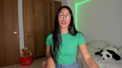 Mara online show from November 9, 10:49 pm