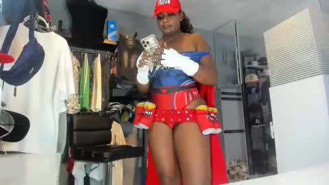 Mareia online show from October 31, 2:32 pm