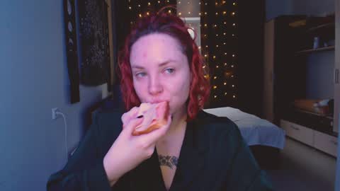 Margaret online show from December 6, 12:05 pm