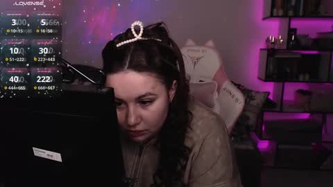 mari moore online show from February 10, 3:42 pm