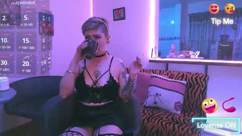 Snapshot of maria_fernandaxxx_ chatting on October 23, 4:18 am Maria fernanda online show from October 23, 4:18 am