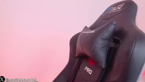 Maria Fer online show from April 7, 4:31 pm