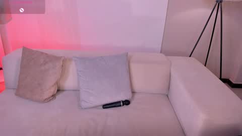 MARIA HERRERA  online show from September 29, 11:32 pm