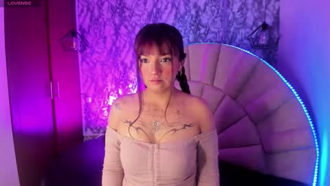 Snapshot of mariam__cute chatting on October 21, 11:36 am online show from October 21, 11:36 am