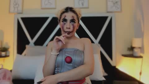 Snapshot of marian_pinzon chatting on November 1, 2:37 am Marian online show from November 1, 2:37 am