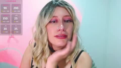 Mariana online show from February 15, 1:08 am