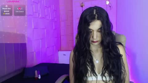 Mariana online show from April 16, 4:17 pm