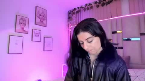 mariana__thompson online show from July 28, 2:42 am