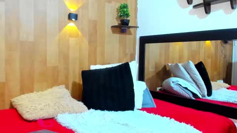 Mariana Angel online show from September 10, 7:25 pm