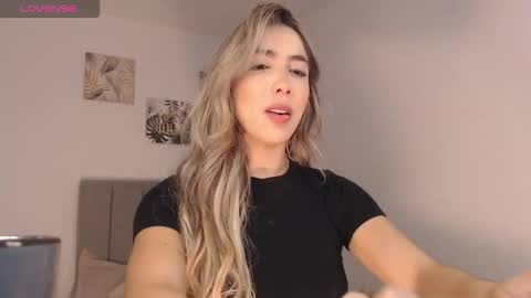 Mariana online show from February 12, 9:16 pm