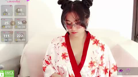 Ana online show from December 17, 7:04 pm