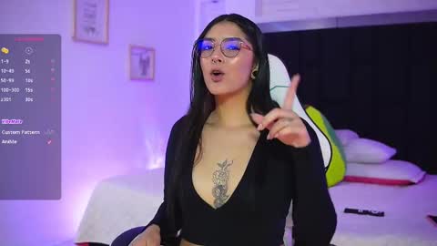 Mariana  online show from September 8, 6:51 pm