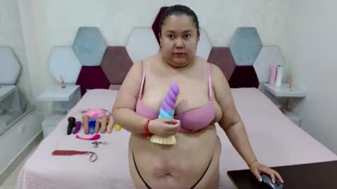 mariana online show from March 17, 4:00 pm