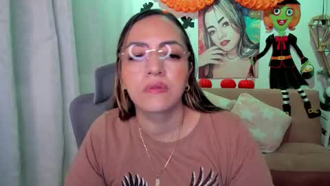 Mariana Lopez online show from October 29, 2:49 am