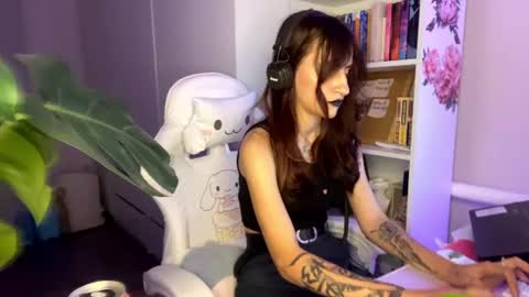 Monica online show from June 20, 6:44 pm