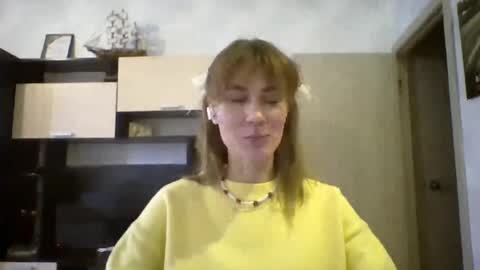 Elianor online show from April 10, 9:15 am