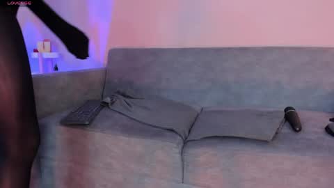 marie_bass online show from April 15, 7:58 pm