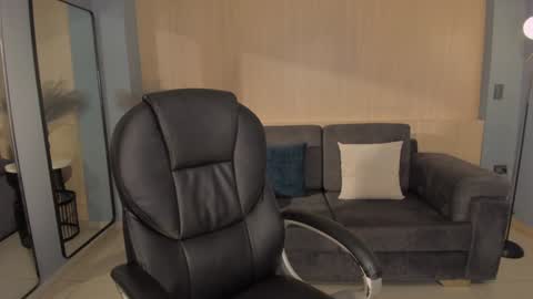  Im Marie Jane  online show from December 3, 10:48 am