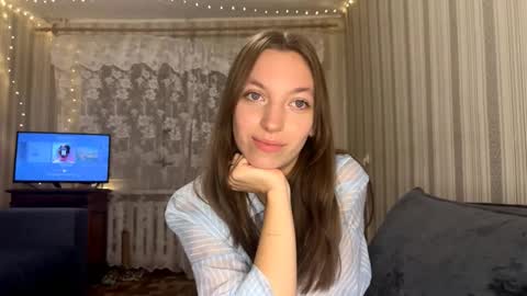 Marie online show from November 21, 4:53 pm