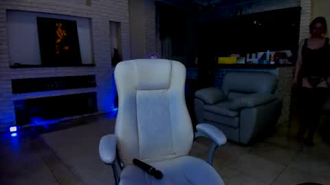 mariemlui online show from February 16, 5:46 pm