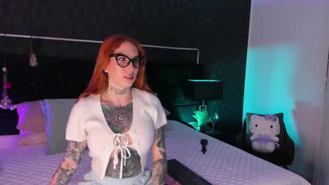 Snapshot of mariianna_lopez_ chatting on March 5, 11:38 am Mariana online show from March 5, 11:38 am