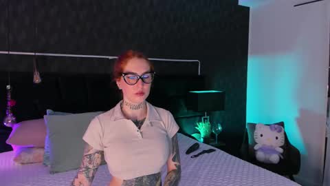 Snapshot of mariianna_lopez_ chatting on March 3, 11:58 am Mariana online show from March 3, 11:58 am