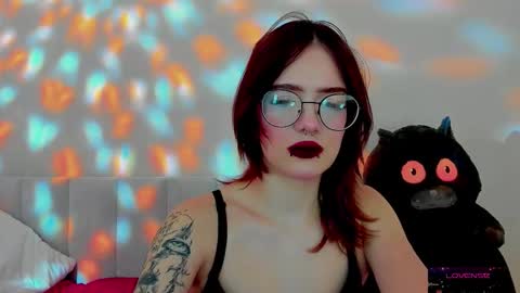 marika_degas1 online show from March 15, 1:13 pm