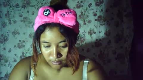 marinah5 online show from February 11, 2:46 am