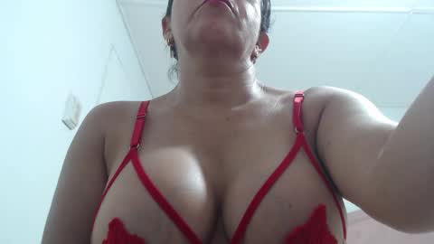 mariska_69 online show from February 14, 9:00 am