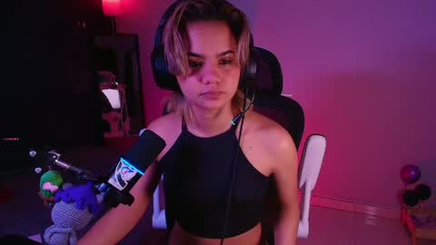 Marlena online show from April 22, 2:03 pm