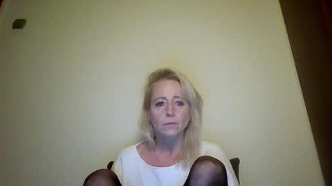 MaryGoRound online show from October 16, 3:20 am