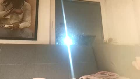 MaryGoRound online show from September 21, 9:35 pm