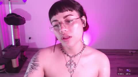 Marsdoll online show from September 16, 11:35 pm