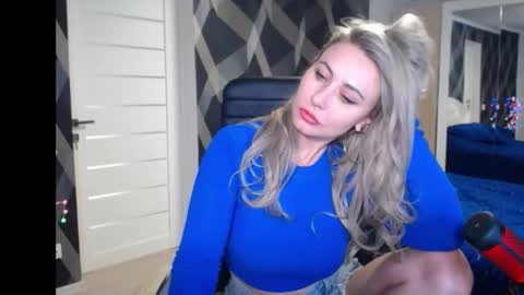 ice online show from December 18, 10:08 am