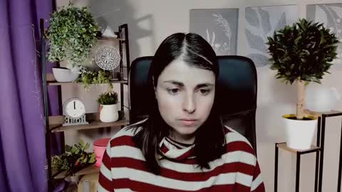 martaedams online show from March 11, 12:20 pm