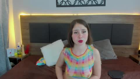  M A R T I N A  online show from March 1, 12:23 pm